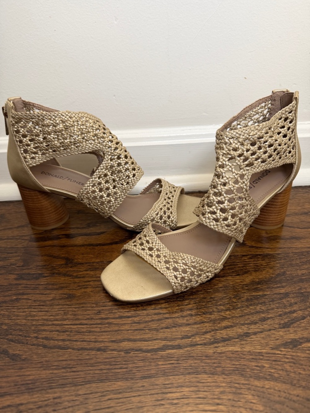 Donald J Pliner “Herra” Metallic Gold Block Heels - 10